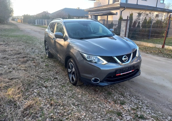 Nissan Qashqai cena 61000 przebieg: 124000, rok produkcji 2015 z Leżajsk małe 562